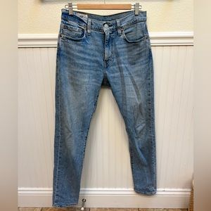 Levi’s 512 Slim taper fit jeans